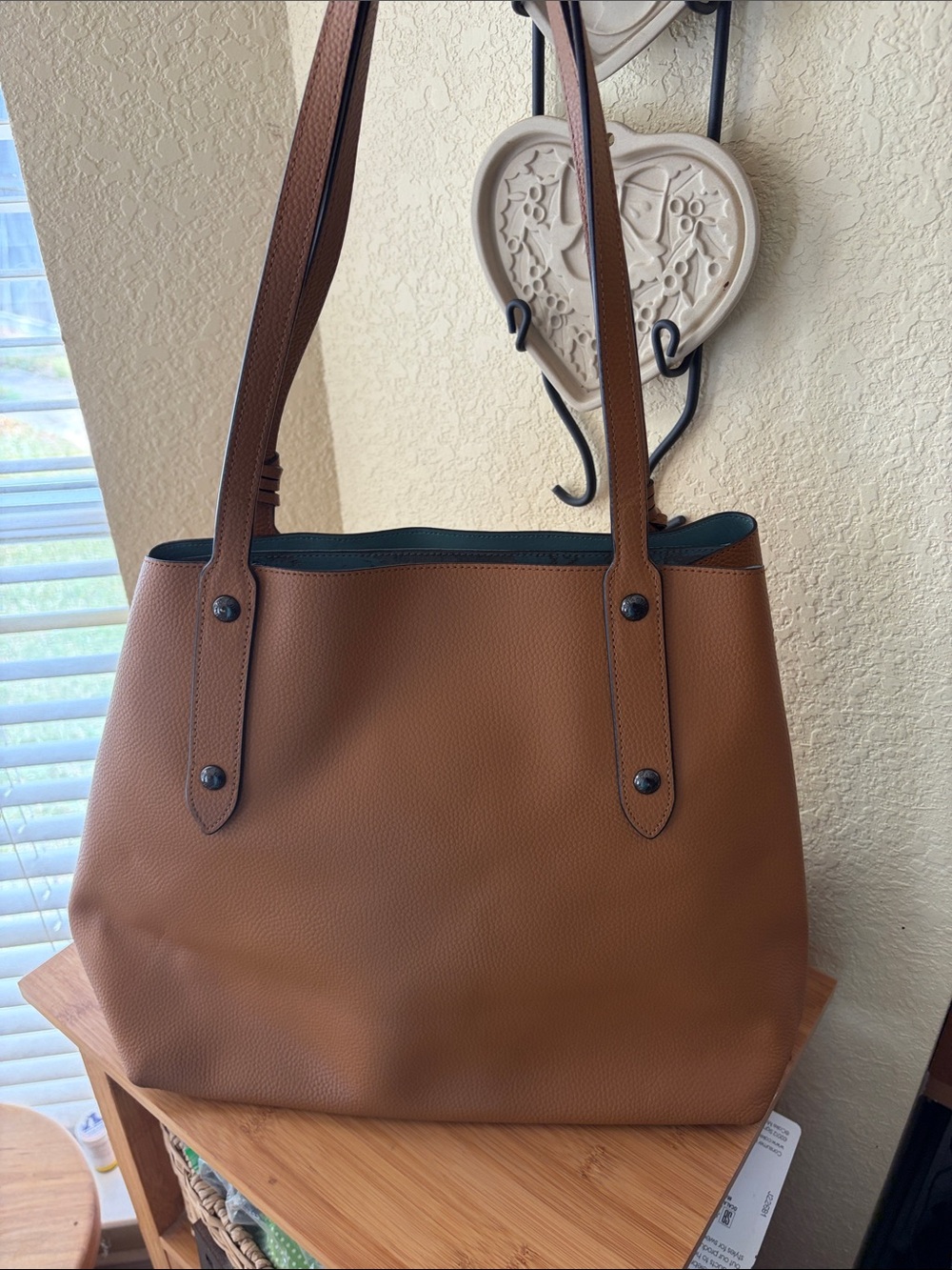 Coach Tan Pebbled Leather Market Tote bag - Picture 6 of 14
